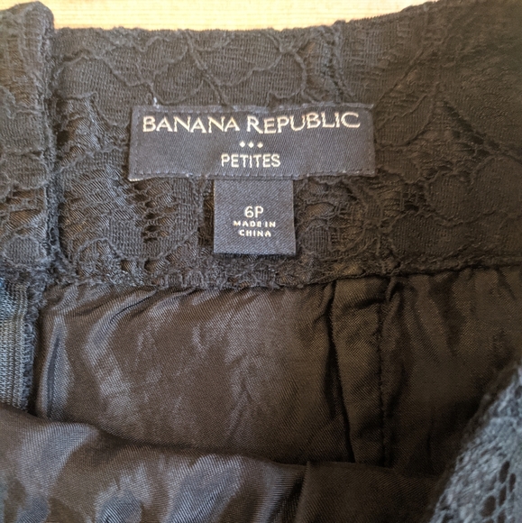 Banana Republic Lace Pencil Skirt - Picture 6 of 6